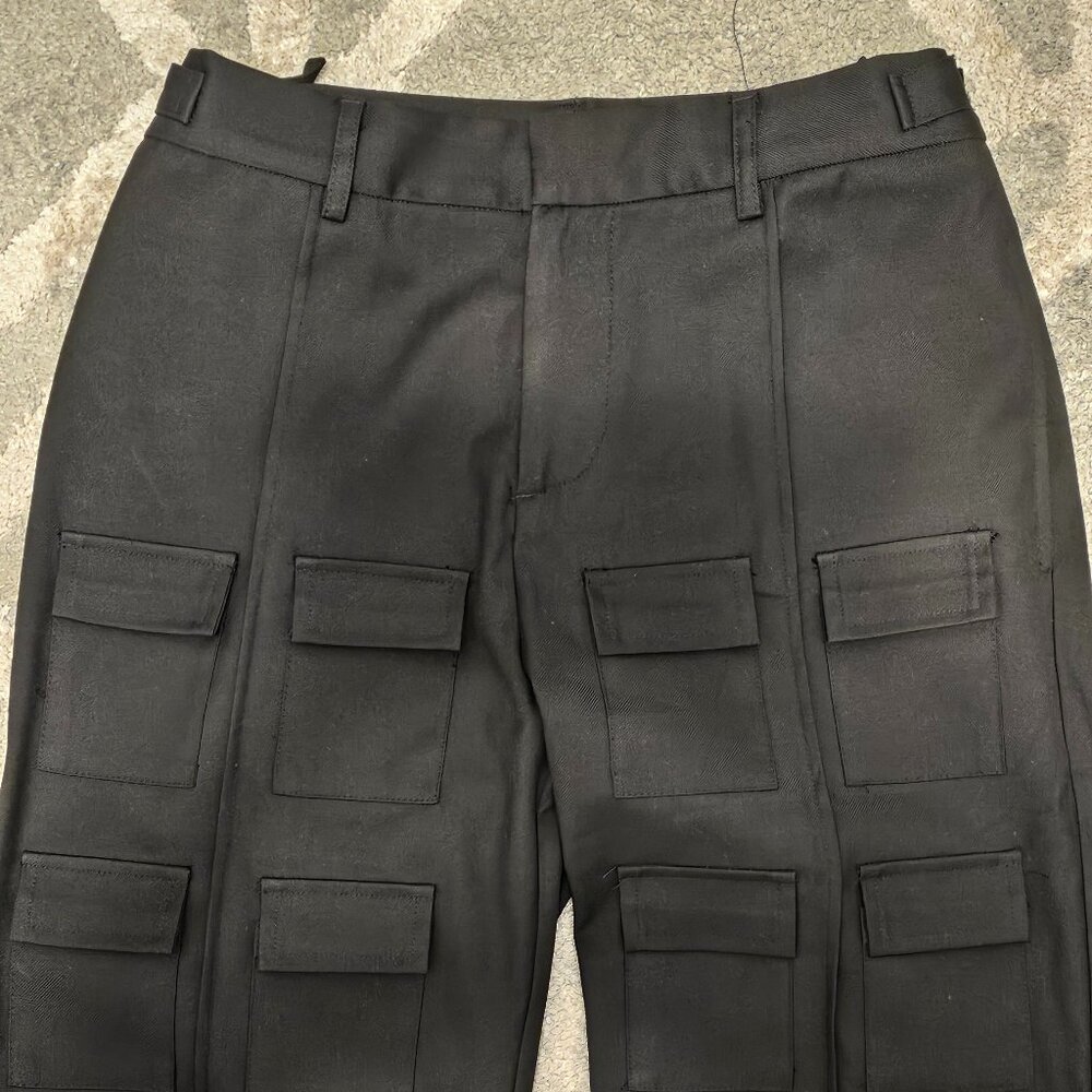 US men's size 30 waist Tombogo pant